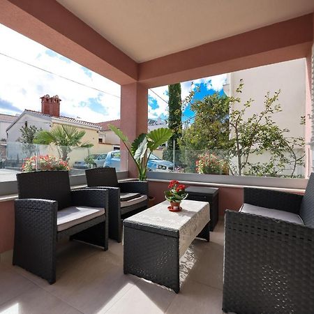 Apartment Puntamika Villa De Rosa - Ground Floor زادار المظهر الخارجي الصورة