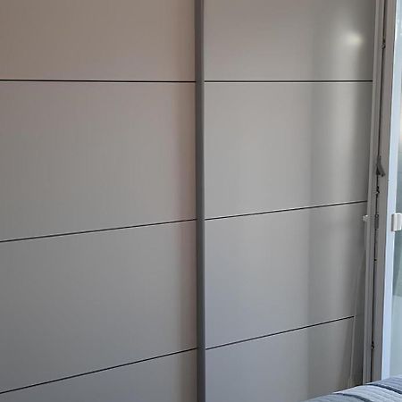 Apartment Puntamika Villa De Rosa - Ground Floor زادار المظهر الخارجي الصورة