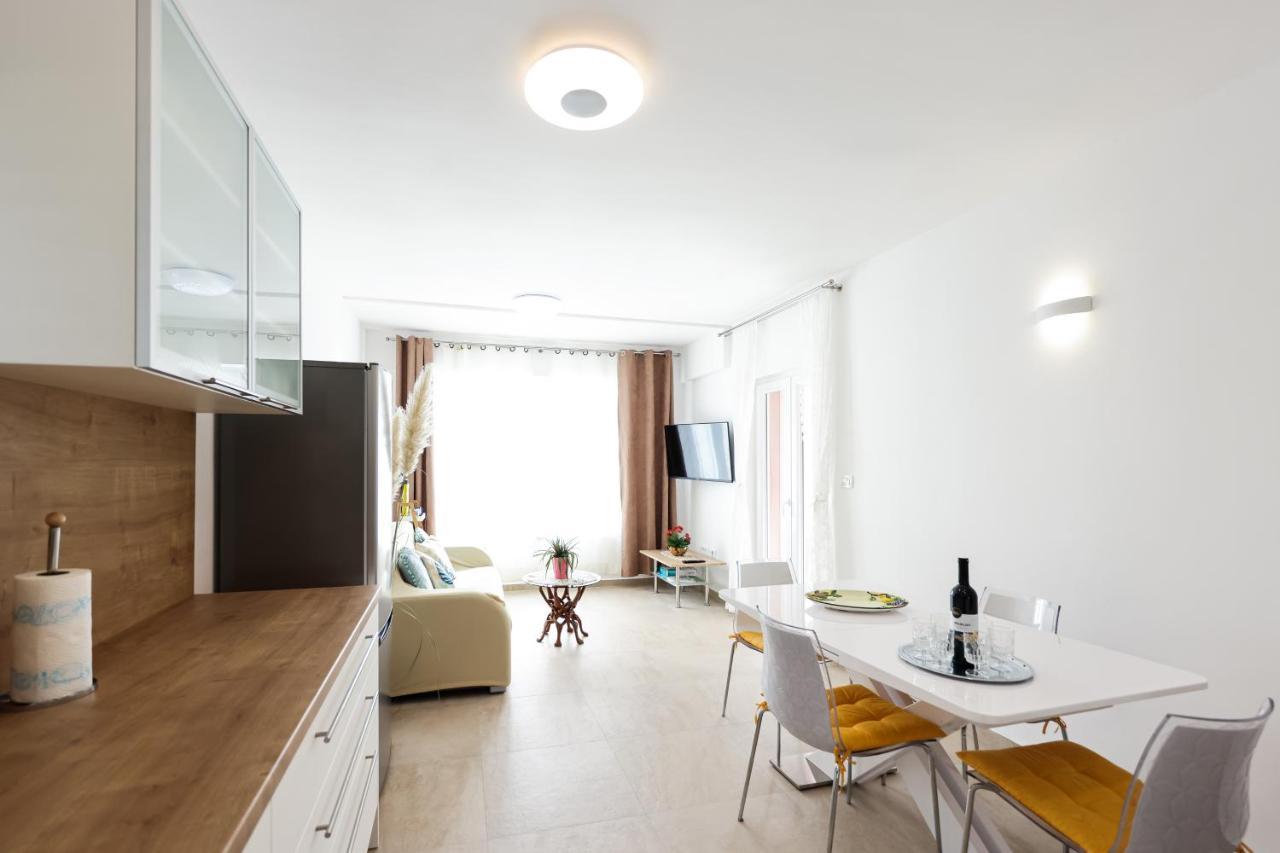 Apartment Puntamika Villa De Rosa - Ground Floor زادار المظهر الخارجي الصورة