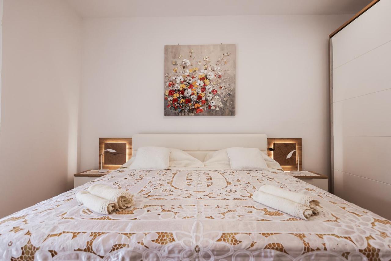 Apartment Puntamika Villa De Rosa - Ground Floor زادار المظهر الخارجي الصورة