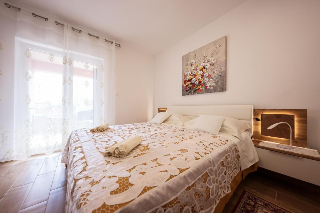 Apartment Puntamika Villa De Rosa - Ground Floor زادار المظهر الخارجي الصورة